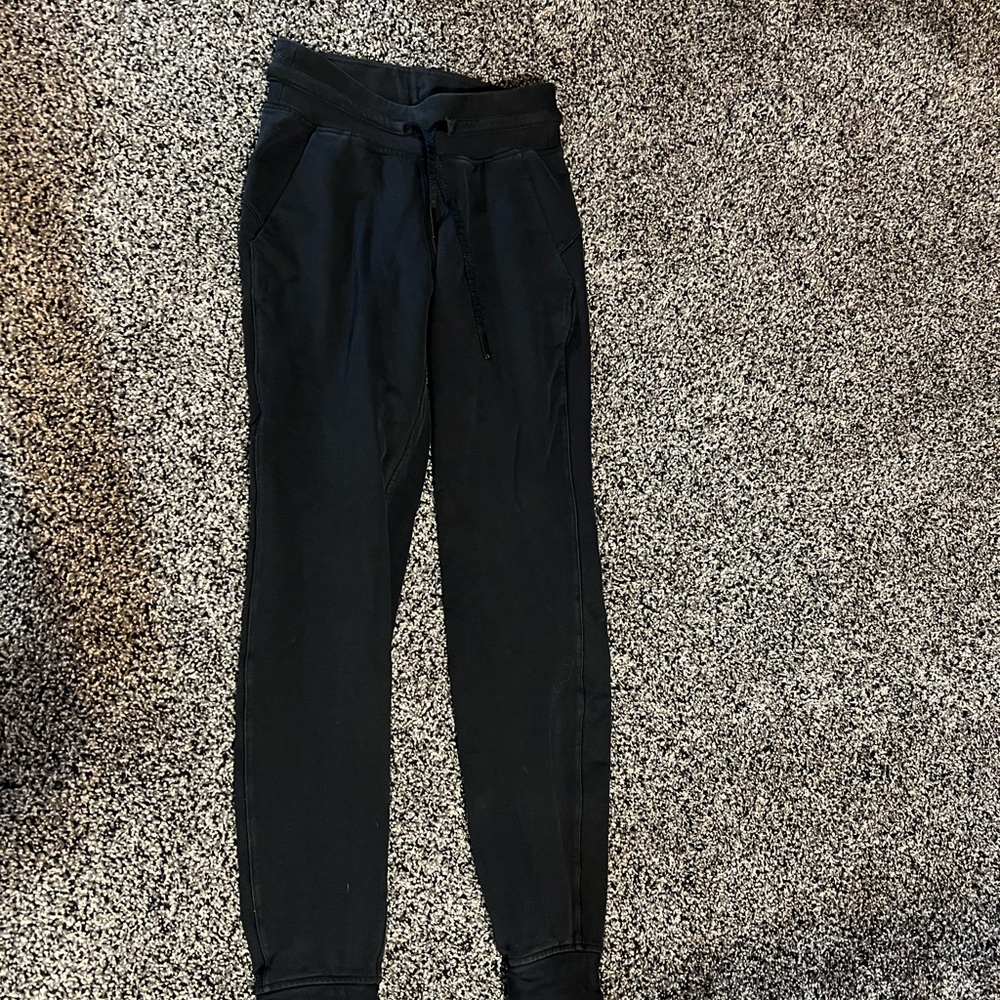 Lululemon joggers